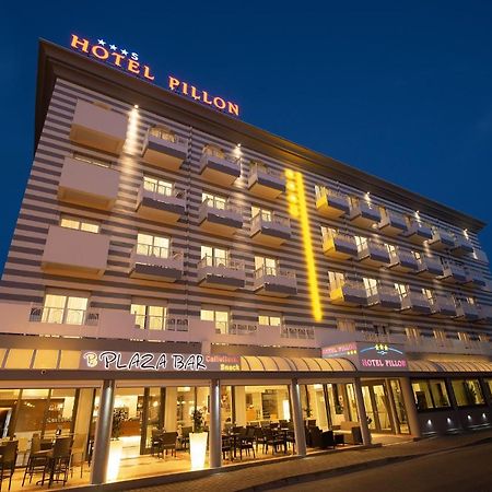 Hotel Pillon Бибионе Екстериор снимка