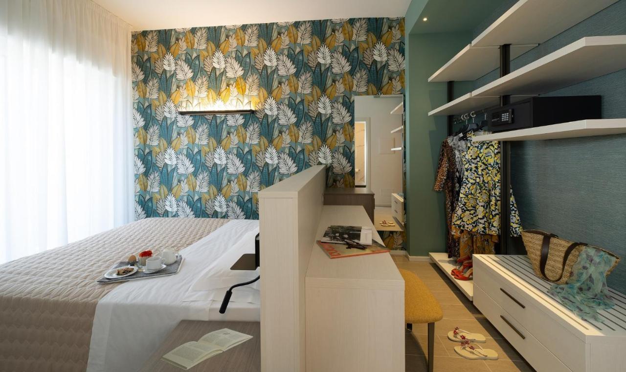 Hotel Pillon Бибионе Екстериор снимка