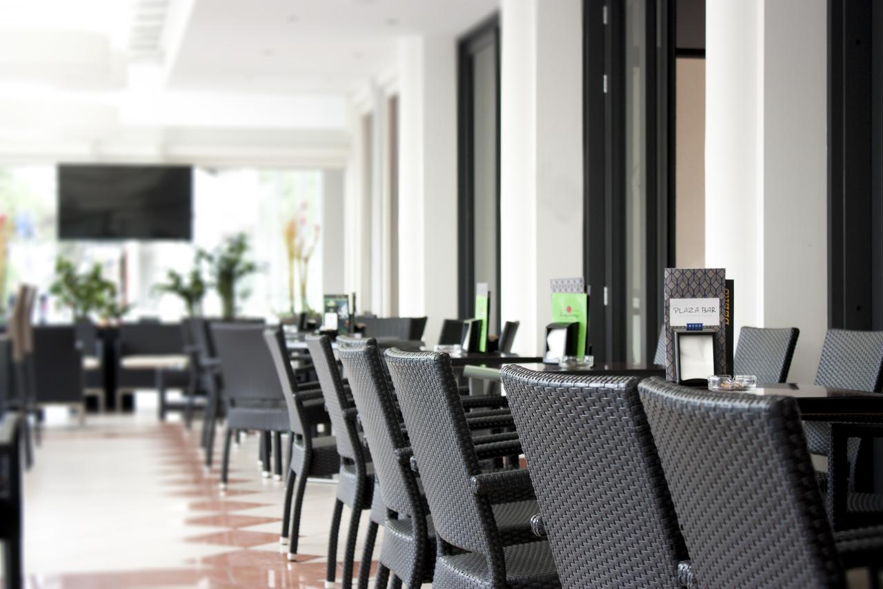 Hotel Pillon Бибионе Екстериор снимка